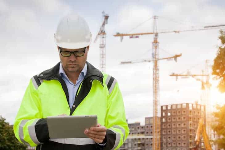 How augmented reality in the workplace can enhance training Shutterstock 735459496